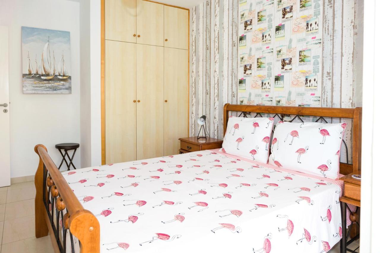 Sofia Apartment 700M Away From The Beach Paralimni Esterno foto